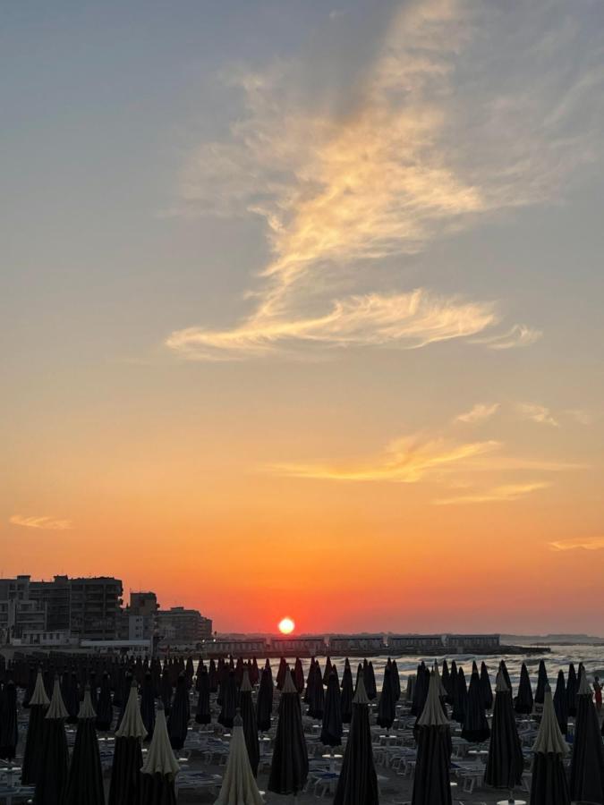 Lucia'S House Apartment Bari Bagian luar foto